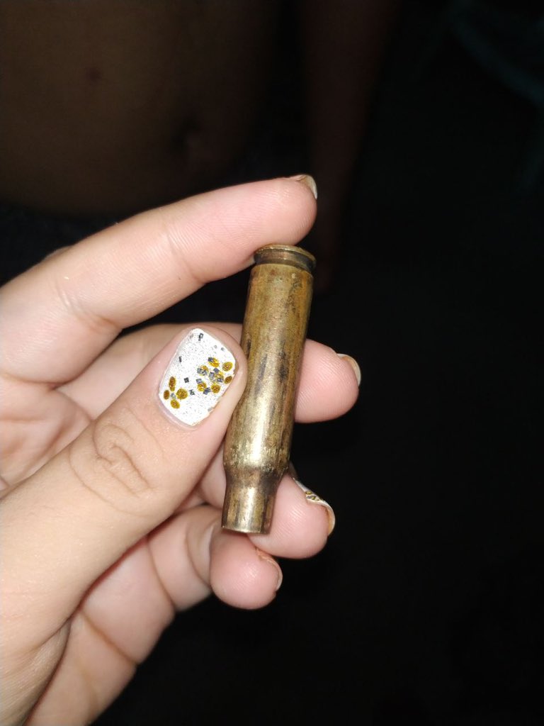 nslwin's tweet photo. MANDALAY: Terrorists (#Myanmar security forces) opened gunfire in 28 x 29 Streets &amp; 58 x 59 Streets, Chan Aye Tharzan Tsp at 9:30pm.

#WhatsHappeningInMyanmar #Apr24Coup #MilkTeaAlliance https://t.co/FANHG13zCw