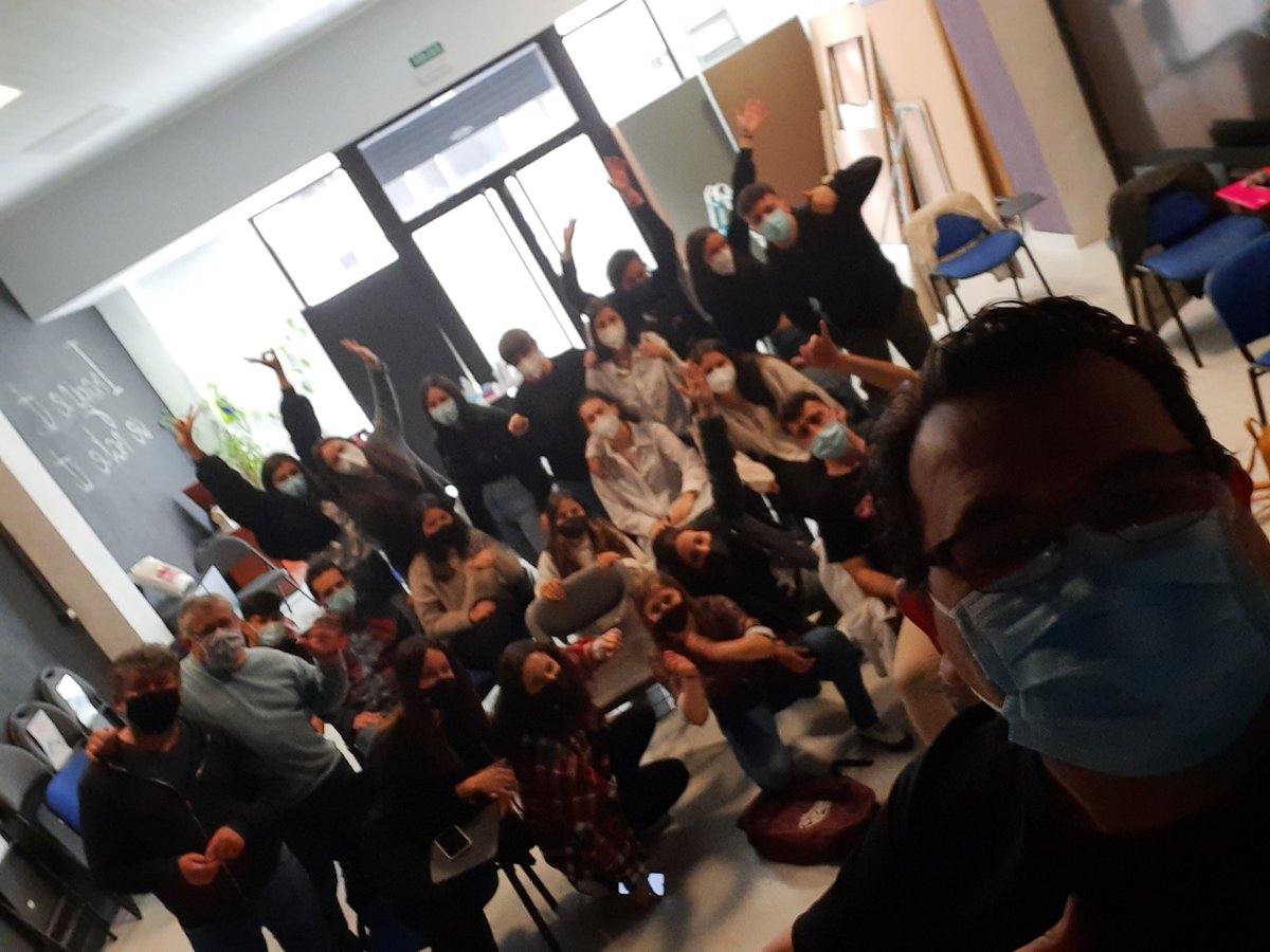 PacoRivero_'s tweet photo. Espectacular‼️

👏 Hoy he tenido la suerte y el gran honor de participar en el cierre del curso de Monitores/as de Ocio y Tiempo libre de @ImaginateAlarca compartiendo mi experiencia como Dir. de Campamentos en la sede de #KaréProducciones https://t.co/tviW55I1QY