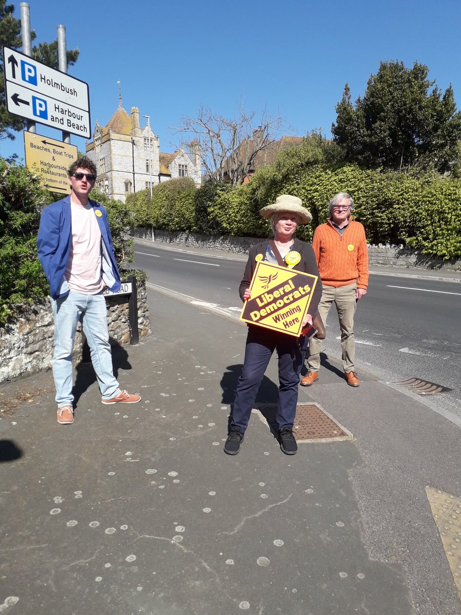 SueBILES1's tweet photo. A beautiful morning in Lyme Regis with @EdwardMorelloWD and members of the local lib dems @WestDorsetLD talking to voters in support of  Caroline Aldridge who is a candidate for the by election for the vacant seat on the town council. https://t.co/uHVkAKcMGp