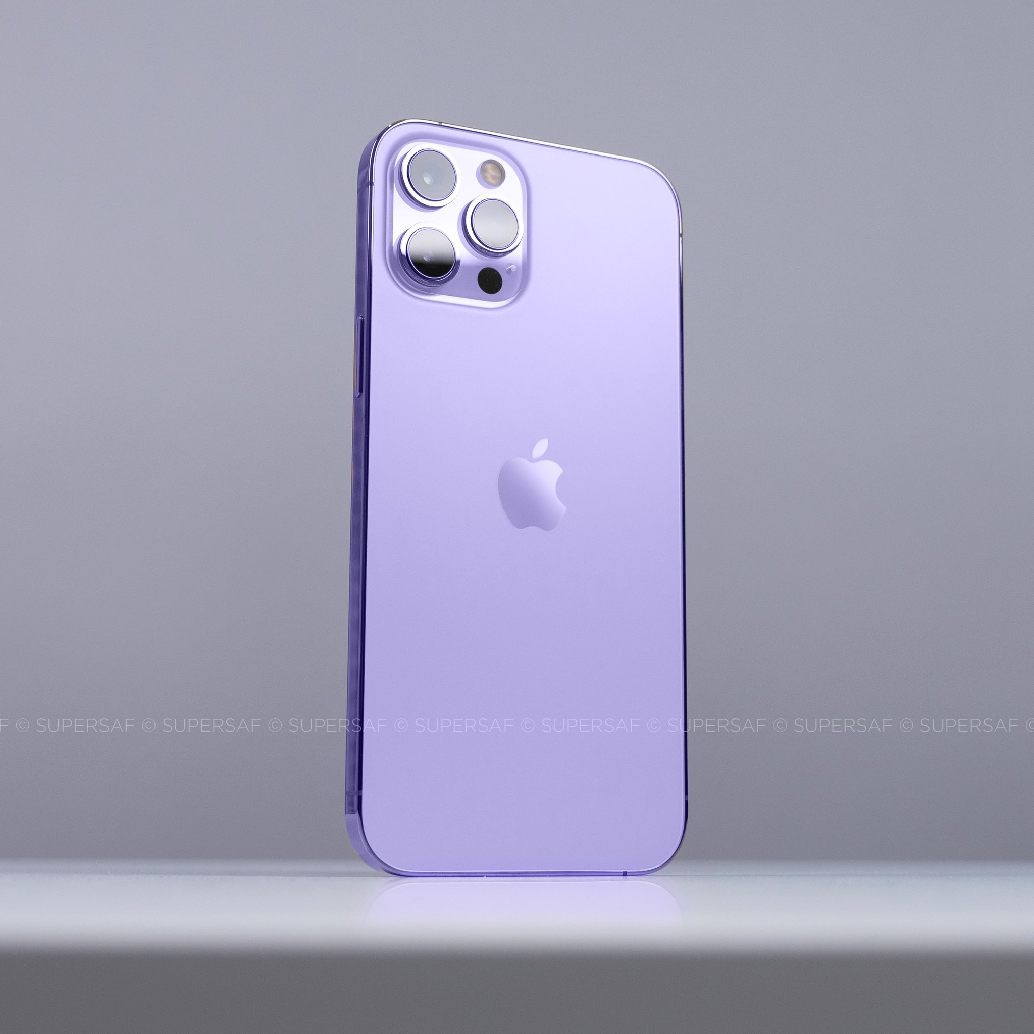 Iphone 12 pro max purple