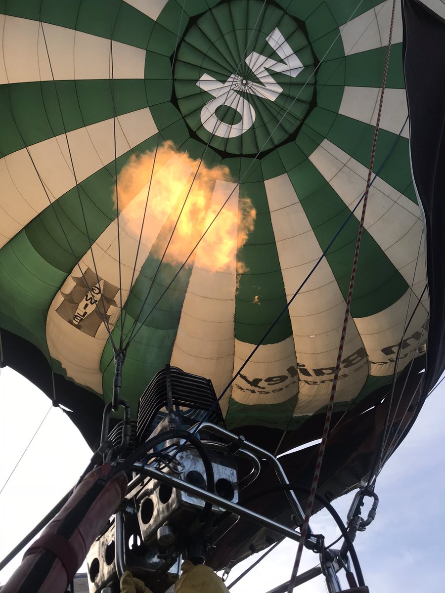 NDBalloonClub's tweet photo. Both our balloons flew this morning, launching from Marehay nr Ripley and flying for 1hr 30 and 1hr 45. Beautiful conditions and there may have been a cheeky fry up after all the hard work. https://t.co/u7BbfVsVIS