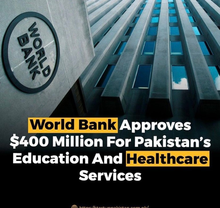 Umairta00481922's tweet photo. #ImranKhanSaveStudentsHappy ? Now What ? We Die ? You Don't Care Right ? But We Do, Please, Your Aid Is Not Important Than Our Lives Please Stop This Nonsense. #imrankhansavestudents @ImranKhanPTI https://t.co/uRTfNC3akg https://t.co/UoBC7IqkAc
