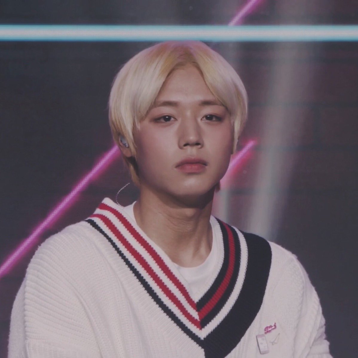 jihoonbase's tweet photo. ✧*.◟(ˊᗨˋ)◞.*✧

#박지훈 #parkjihoon #พัคจีฮุน https://t.co/2eOg1PKt1E