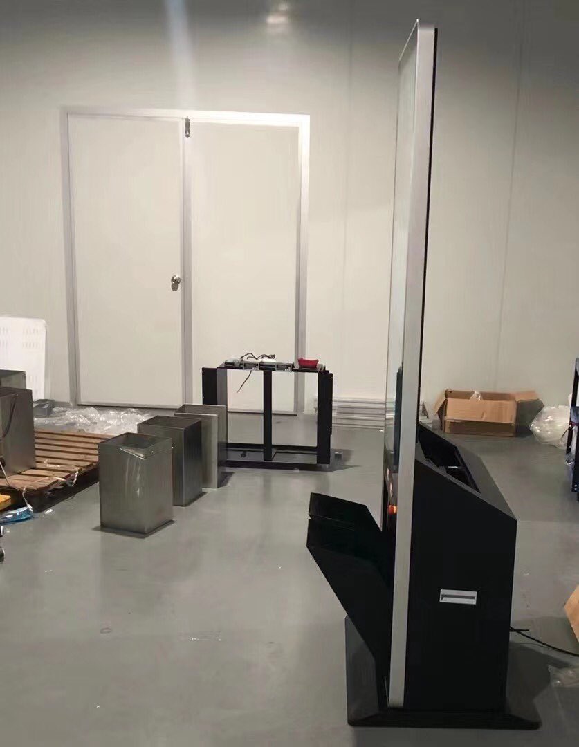 SZDECOTECH - 55 inches Capacitive Screen Display with Convenient Rubbish Bin and Human Sensor Switch for Anti-pinching. Especially used for Airport Epidemic Prevention, Knowledge Propaganda, Bank Magazine etc. Applications.