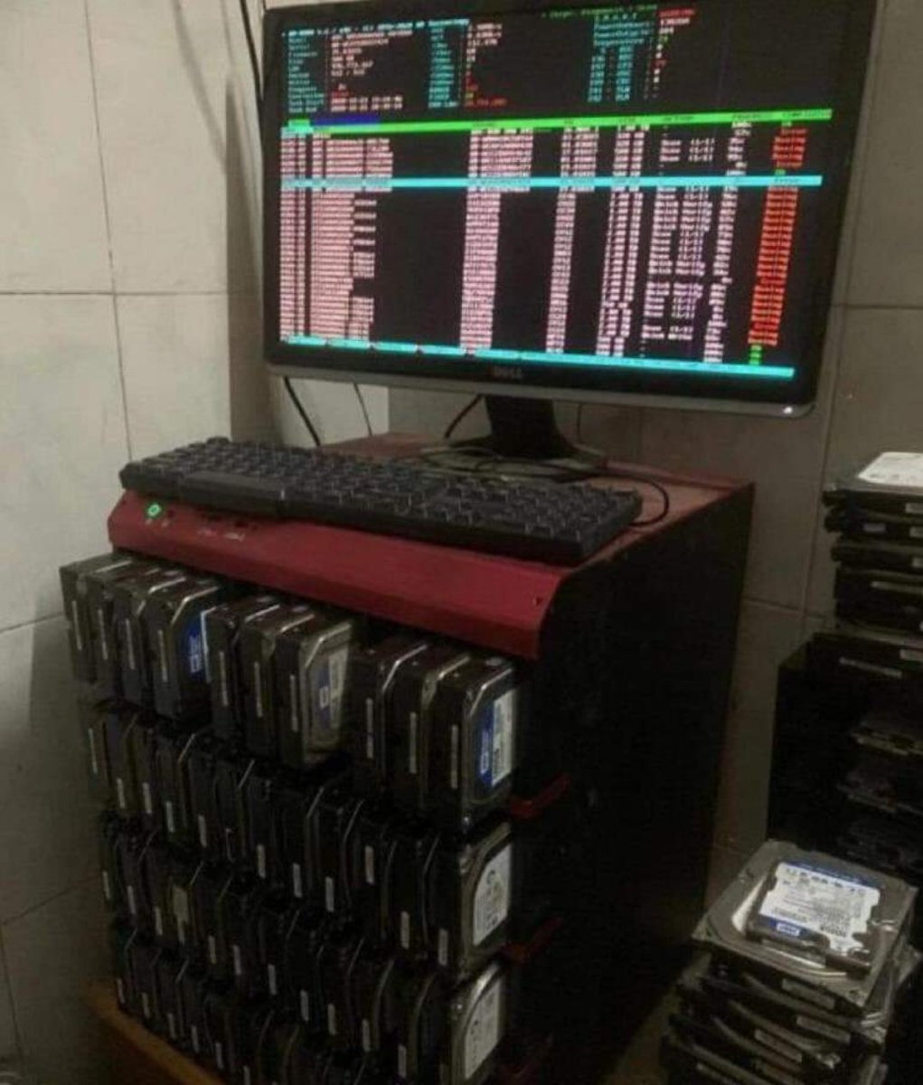 Andy13669603's tweet photo. Nghe nói anh em Farmer đang chuyển sang hệ thống đào bằng ổ cứng.
#Chia_coin #Chia_mining
#btc #bitcoin #eth #crypto #cryptocurrency
#miningcoin #miningBTC #miningeth #miningcrypto
#holdcoin #hodlbtc #altcoin #xrp #ada
#bnb #defi #tradecoin #coin
🐳🐳🐳🐳🐳 https://t.co/yRPcJ9A4wo