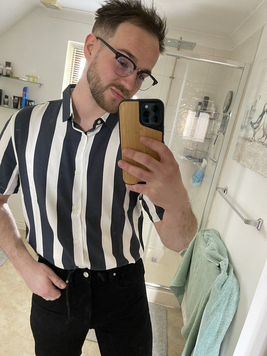 Bought some blue light glasses for sitting staring at screens all day, it’s the first time i’ve worn glasses for nearly 7 years 😅

also a new shirt and jeans but they’re not as important

feeling so content with life right now