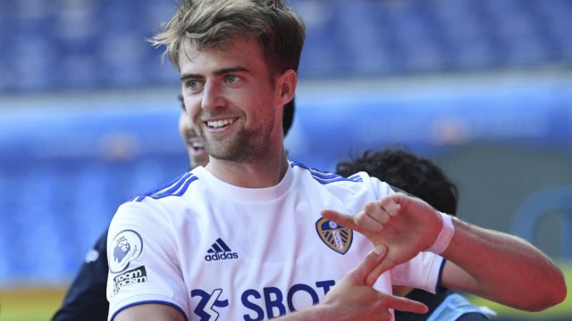 ST:Option 1: Bamford.(Realistic)The Leeds man has been exceptional this year.The workrate, linkup, passing, movement, intelligence & most importantly end product make Bamford so good.21 G/A showcases this. With 2 years left, he’s low risk & cheapish.Importance - 8/10.