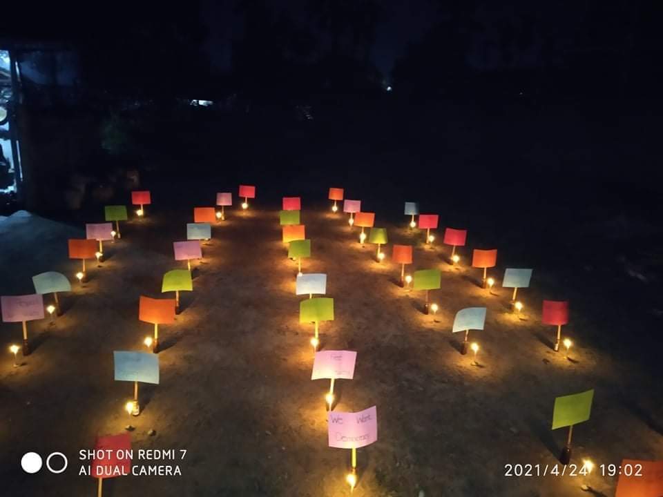 Dawei Lantern and paper night strike 
#Apr24Coup
#WhatsHappeningInMyanmar