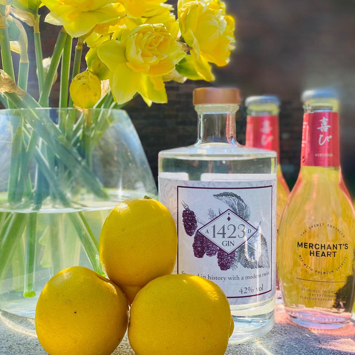 RLS600's tweet image. Our 1423 Gin, using botanicals from the grounds of the RLS, has completely sold out and a new batch is being distilled! Order now to be the first to receive delivery in two weeks' time 🍋🍇

wharfdistillery.co.uk/product/1423-g… 

#ginandfundraising #springgin
@WharfDistillery @TheRoyalLatin