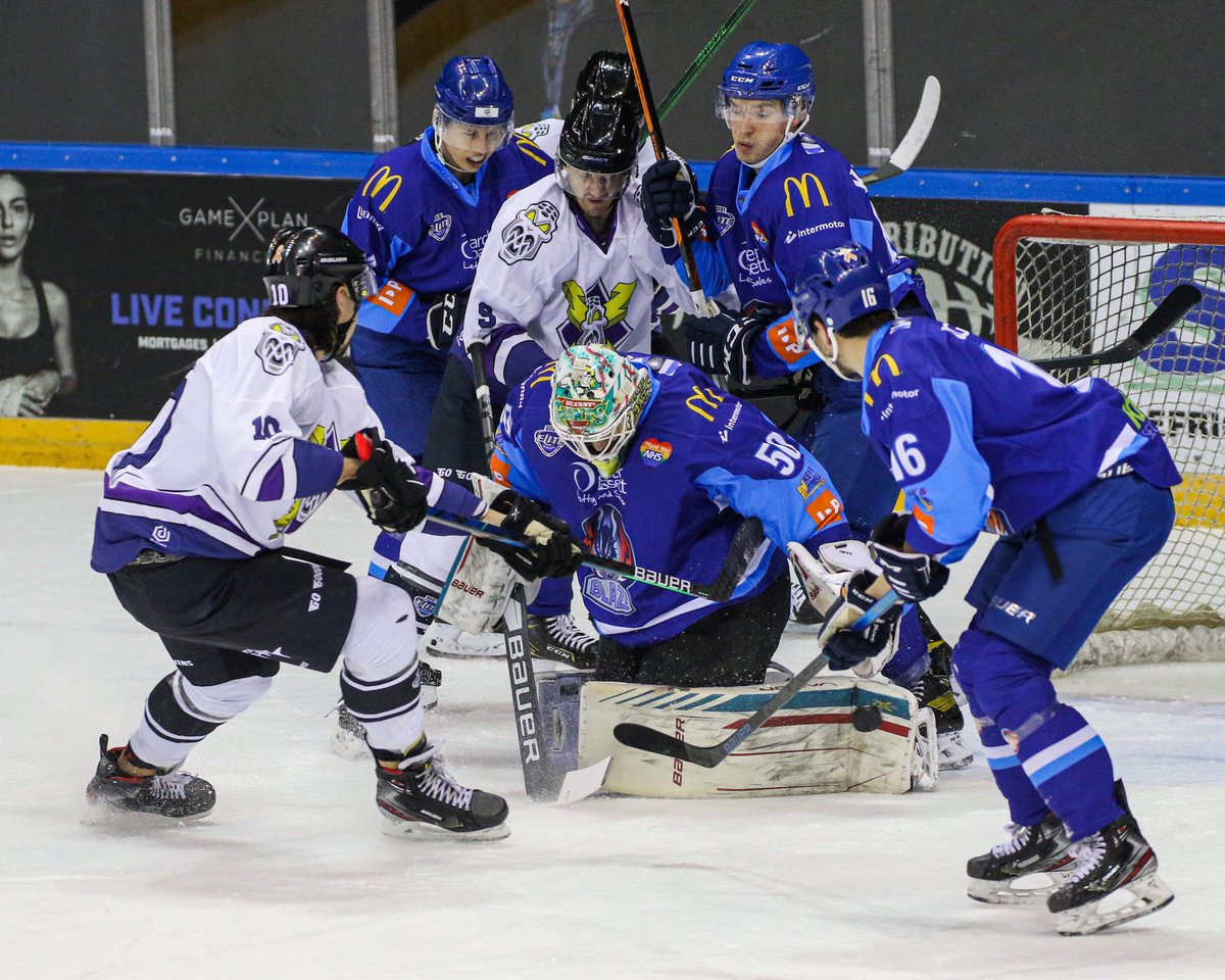 Mcr_Storm's tweet photo. ELITE SERIES | Our penultimate 'regular' season fixture today is one of the final opportunities to win a game-worn #RetroStorm jersey! Tickets are just ยฃ1 with the winner drawn at 22:00 tonight! โ๏ธ
โก๏ธ๐๏ธ https://t.co/Zc6gnfqcDn
#WeAreStorm | #Manchester
๐ธ Mark Ferriss https://t.co/PetsciAdxQ
