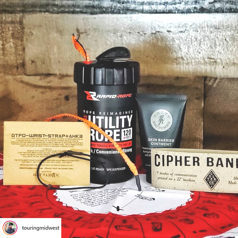 Just a good lookin' picture of some of the products from Mission 73! 

Thanks for the tag!

 #battlbox #GTFObracelet #cipherbandana #utilityrope #survival #wilderness #prepper #everydaycarry #prepping #gear #tacticalgear #survivalist #survivalkit #outdoors #survivalskills