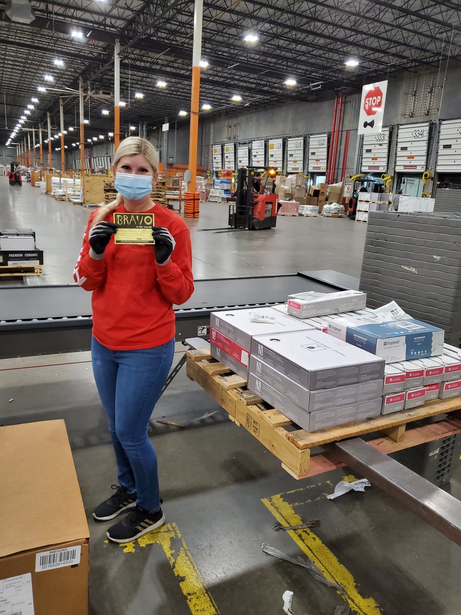 Big shout out to Kristen for using proper SIM technique of using a smart setup. <a href="/rdc5088WCOL/">RDC5088 WColumbia</a> <a href="/MarquisMurray5/">Marquis Murray</a> @JustinW5088 @kristy_bustos