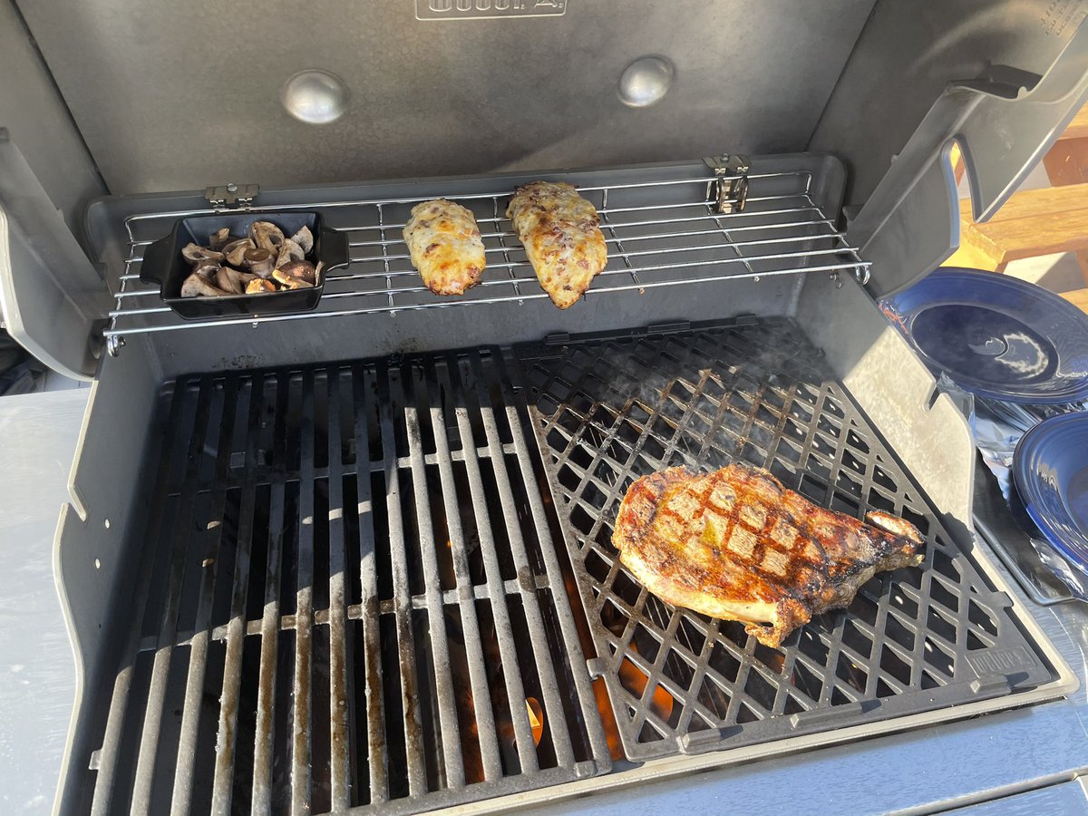 bmzimmer's tweet photo. Loving my new @WeberGrills grill!  Had to speak with their customer service about an issue and the empathy of their team absolutely exceeded the great things I’ve heard about them. So glad to finally have one of their grills for a summer of grilling! https://t.co/G3fPP3U7Ni