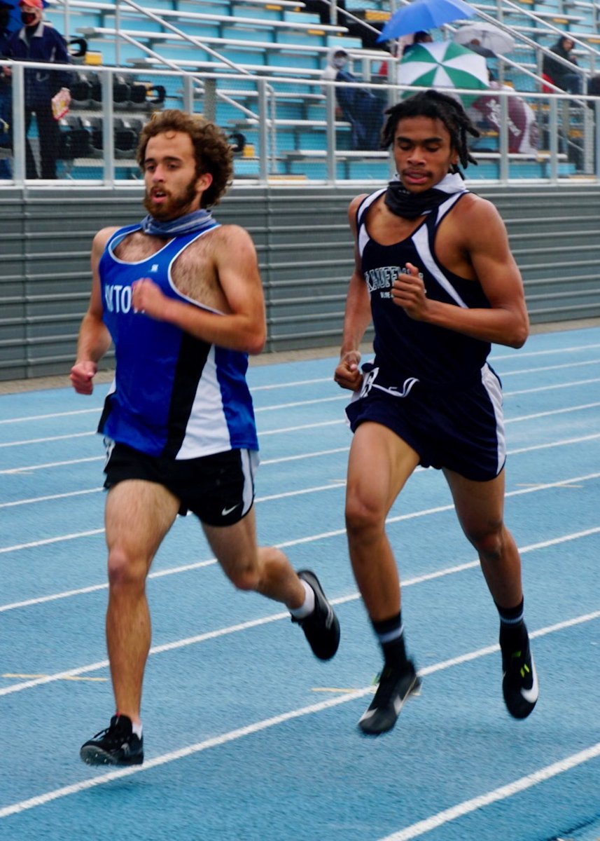 Pictures of our girls and boys competing in the Grandview Invitational.