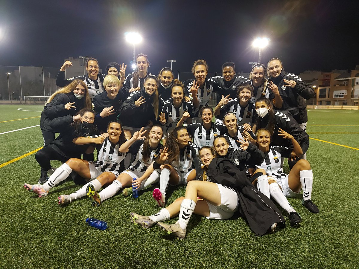 Finaaaaaaal. (2-0) Tremenda victoria de este equipo que nunca bajó los brazos.
