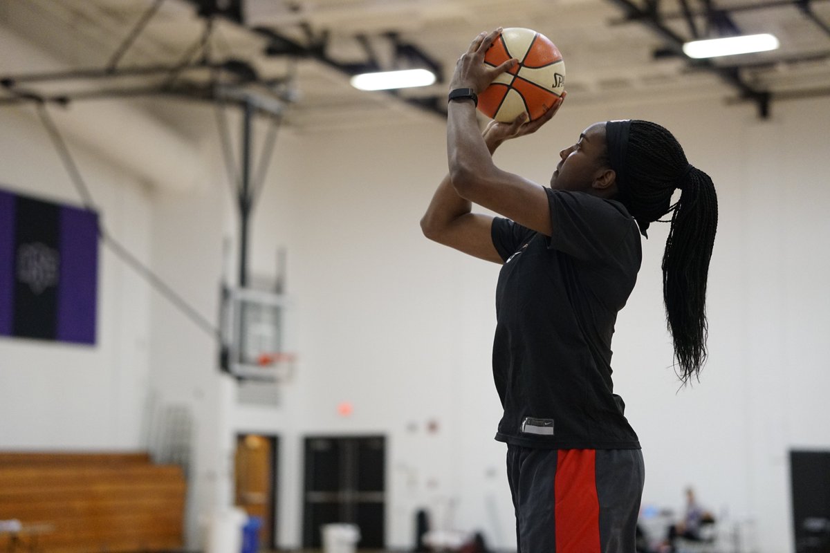 AtlantaDream's tweet photo. We're excited to partner with @ASCScotties this year and to practice at @agnesscott!
https://t.co/oSDaCPaojH
#GoDream x #Live4It https://t.co/qkYZgfjXYa
