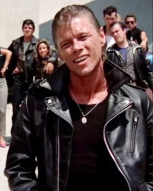 TomPurcell91's tweet image. Grease on E4 here and one of the biggest all time mysteries is how they thought this fella could pull off playing someone in high school