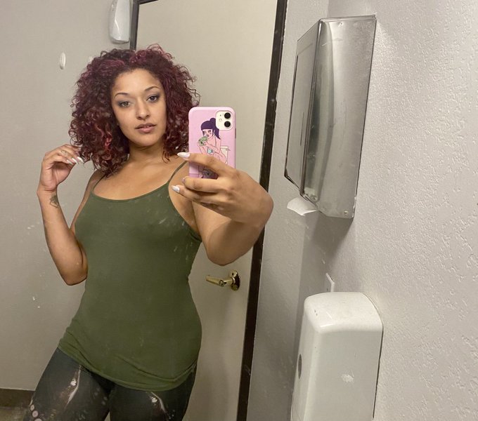 The best thing about having really curly hair is I can spend hours wrestling and fucking and it still<a href="/tag/newprofilepic"class="tags"><span>#newprofilepic</span></a>