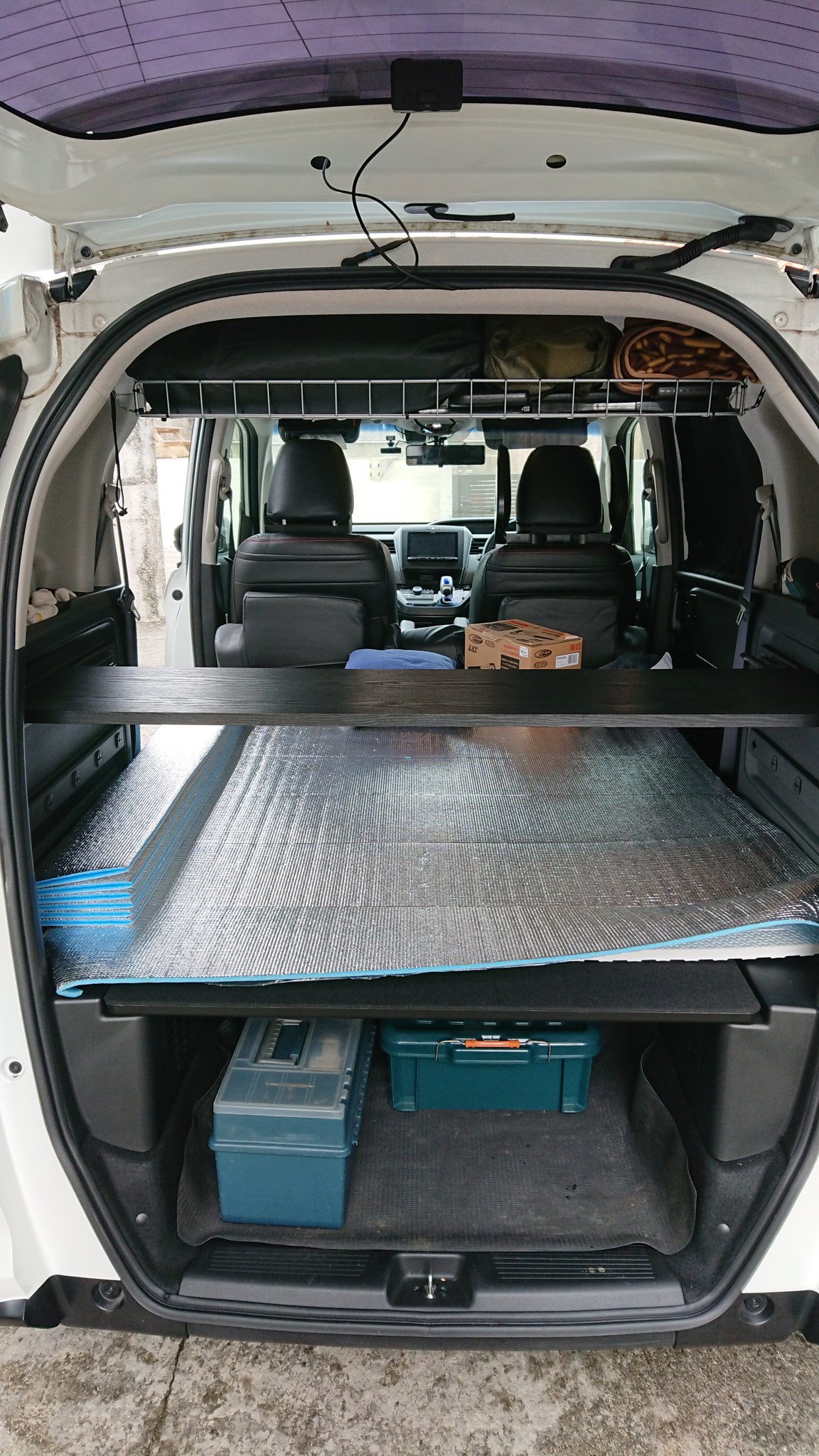 Guchi V Twitter キャンプ 車中泊用のラゲッジボード ルーフラック自作で製作 純正品注文したら 数万円しますが約１万円で仕上げました フリードプラス フリードプラス自作 T Co Rslt8t8of3 Twitter