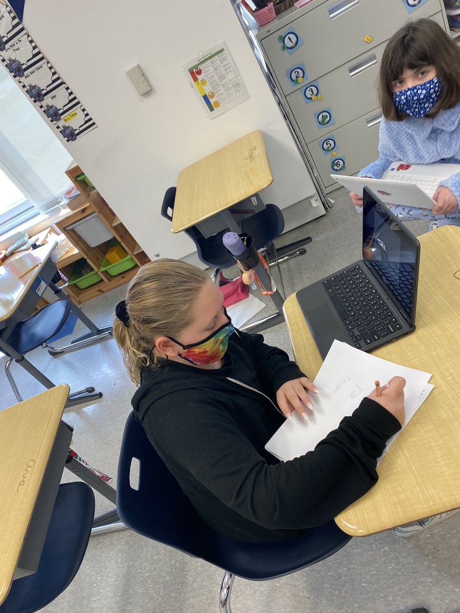 room31williams's tweet photo. Sketch-noting our partner’s stories to prepare for revising our creative writing ✍️ https://t.co/bTvV9N8xcp