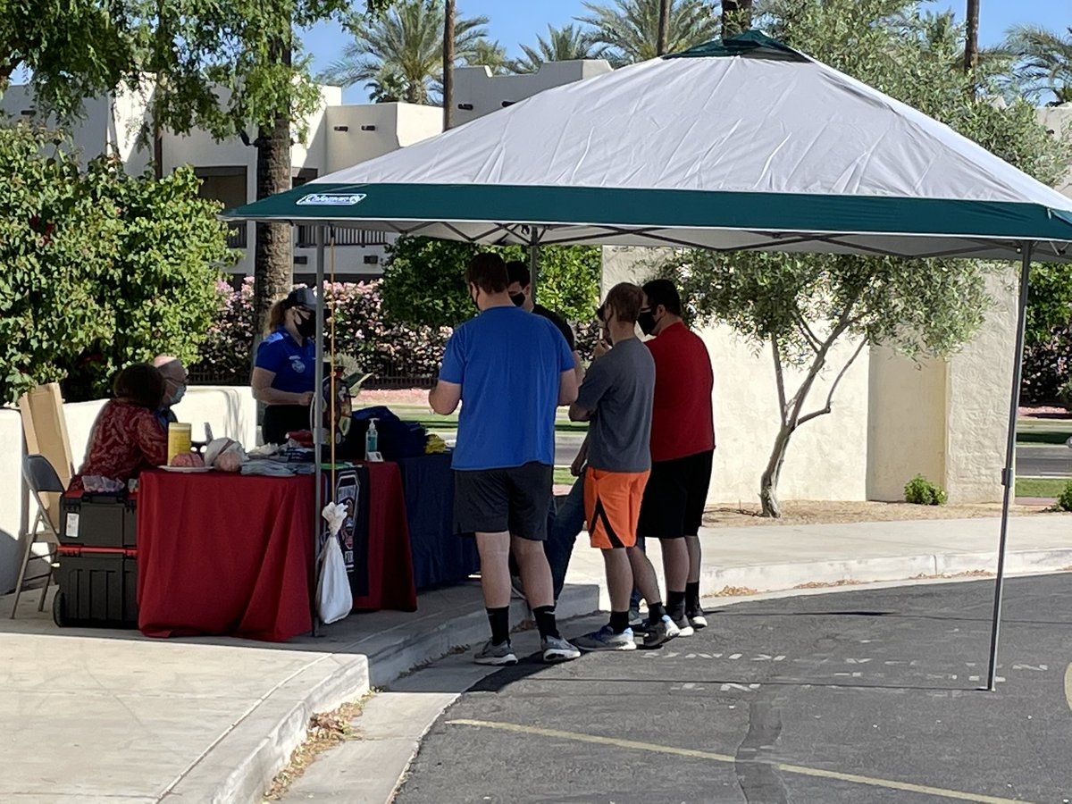 goodyearfire's tweet photo. Come see us NOW until noon! Bring your bike or scooter or borrow one of ours! Bike Rodeo Obstacle Course
FREE helmets...
Litchfield Elem School. Wigwam & Old Litchfield Rd.
#HelmetYourBrain #BrainSafety #BikeSafety #goodyearfire https://t.co/UsUwev5n27