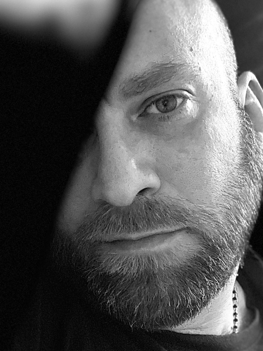 enomisagi's tweet image. Sabin,ebreo,scoprì il vaccino contro la polio e non lo brevettò,per permettere a tutti di vaccinarsi. Il nazismo gli sterminò la famiglia e lui disse:”Le SS hanno ucciso ma io ho salvato i bimbi di tutta l'Europa. 
Questo è il mio 25 aprile!