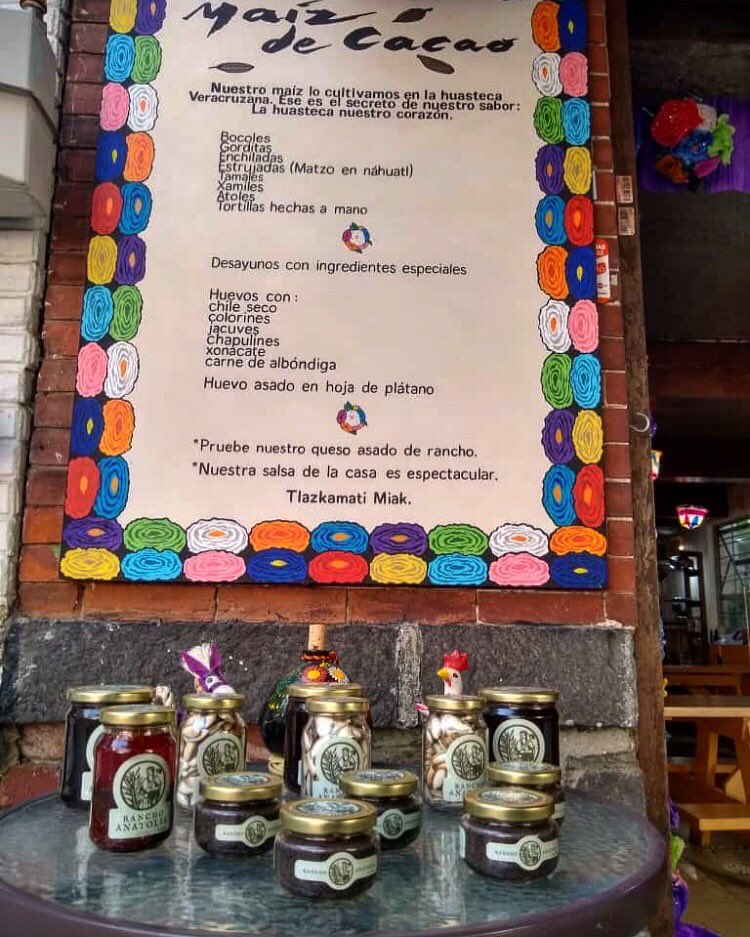 El #RanchoAnatalia es la culminación hecha sabor del trabajo de muchas personas, en su mayoría mujeres, lideradas por Chá Carballo.Productos orgánicos,traídos de la huasteca veracruzana, que podrá disfrutar en la comodidad de su casa ¡Venga a conocerlos! 📍Córdoba #148, Col. Roma