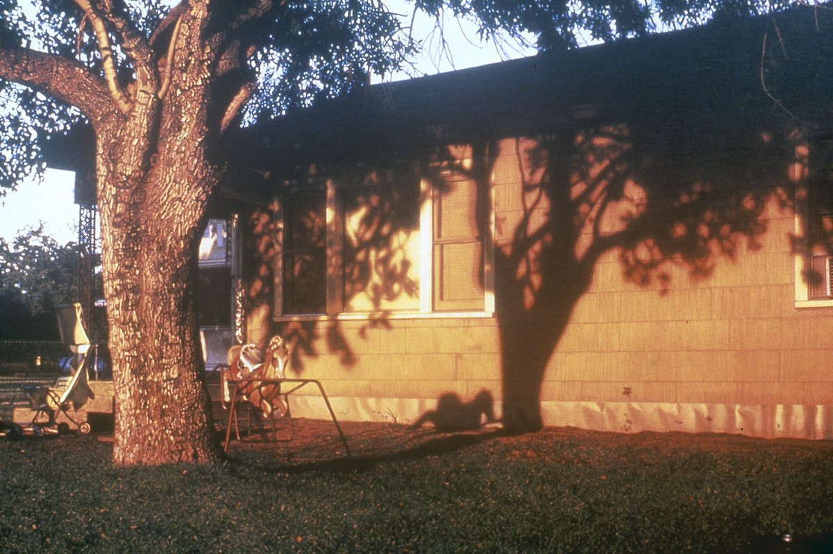 RodPenner's tweet image. “It's a fine world, though rich in hardships at times”. - Larry McMurtry⠀
⠀
A 36” x 54” painting from 1989.