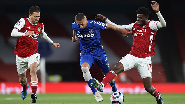 Брюгге - бенфика 0:2 скотт паркер. Сочи арсенал 20 тур. Ман сити арсенал суперкубок 2023. Арсенал ливерпуль 2022. Ливерпуль арсенал 9 апреля.