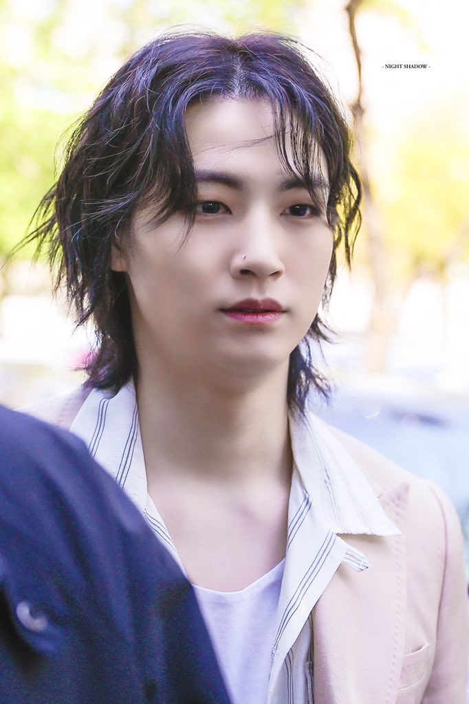 thread of 200424 jaebeom cause he is the most beautiful ~  #def  #jayb  #jaebeom  #임재범 ~