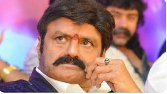Gokul_Parakkal's tweet photo. #wewantakhandakeralarelease
@NBK_Unofficial @NBKTrends
@Boyapatisreenuu #akhanda
#BB3TitleRoar #bb3update https://t.co/4OD4WgXOH6