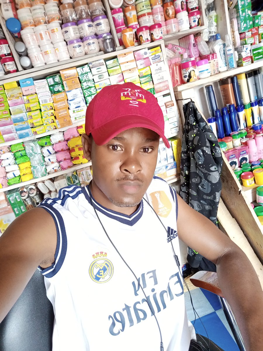 Nimwesiga5's tweet photo. Work hard pays friends https://t.co/xdh9ZDehzl