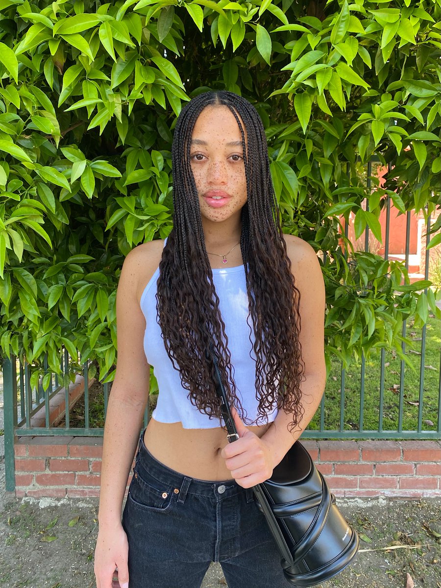 McQueen's tweet photo. #SalemMitchell wearing the #McQueenCurve bag.

#SeenInMcQueen https://t.co/VsSJ2ez8vX