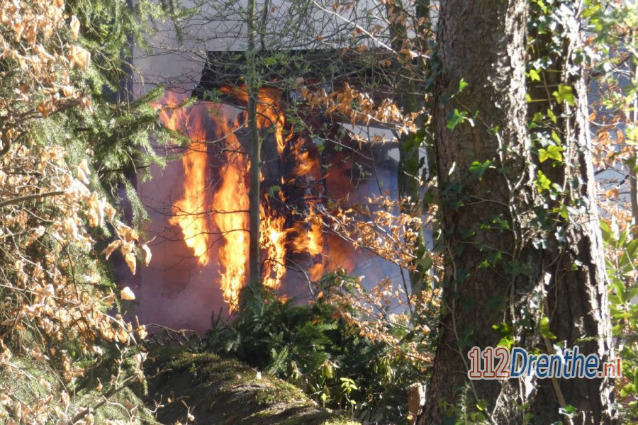 Schuur in vlammen op camping in #Spier. 112Drenthe.