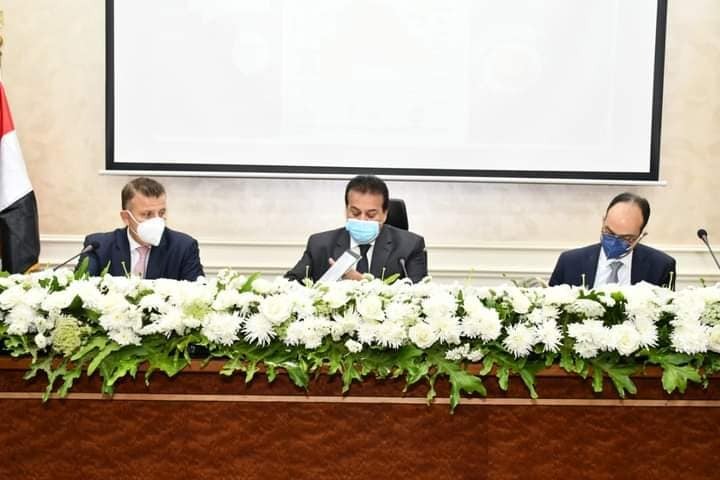 UniversityArish's tweet photo. وزير التعليم العالي يرأس اجتماع المجلس الأعلى للجامعات.

لمعرفه المزيد من التفاصيل زوروا موقعنا الالكتروني:
https://t.co/RgVJGymjR1

#المركز_الاعلامي_لرئيس_الجامعة
#جامعة_العريش
#كلية_الآداب
#رؤية_مصر_2030 https://t.co/lR5YMof1tB