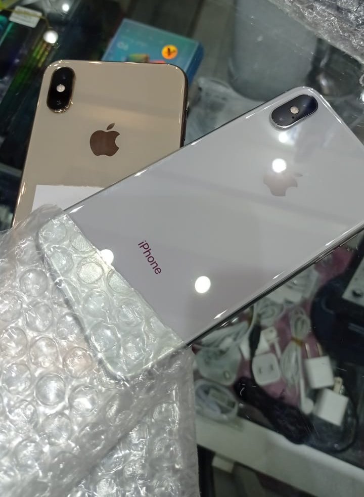 Aywa_store's tweet photo. #Aywa iphone x simple 256go disponible.
Prix : 250.000 f CFA 
#AywaSn #iphone #Apple https://t.co/DV8Kljw3dh