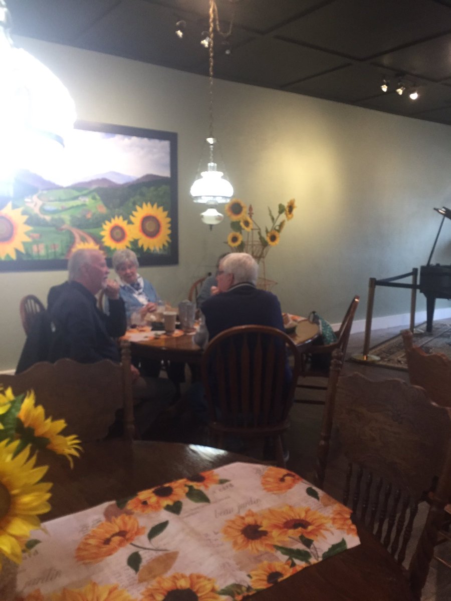 LinDeb8's tweet image. 