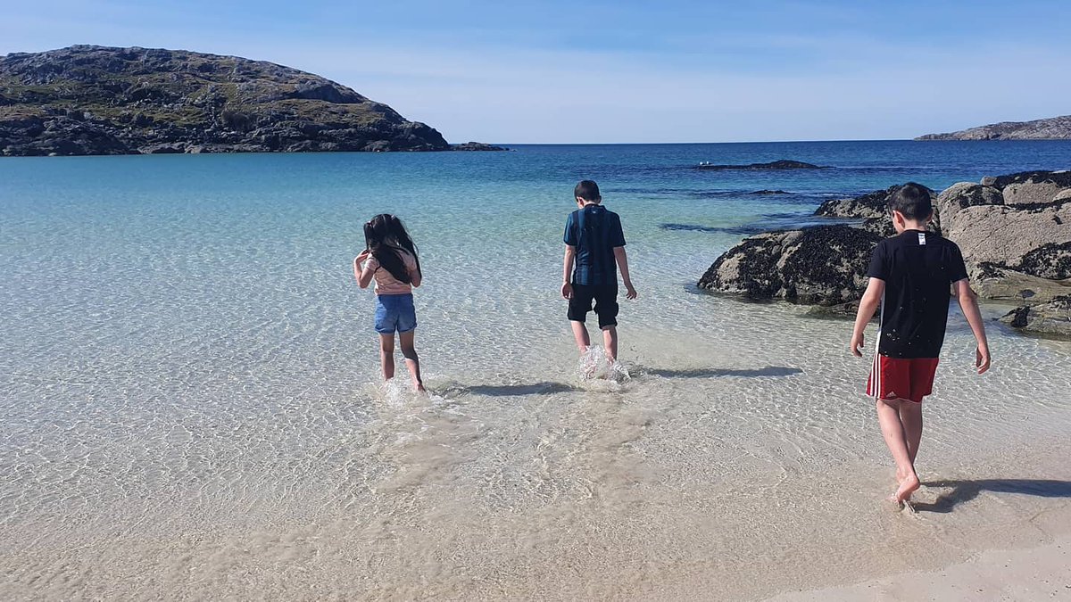 First road trip West in 2021. Absolutely stunning, 18c and not a could in the sky!
#dayoutwithkids #achmelvich