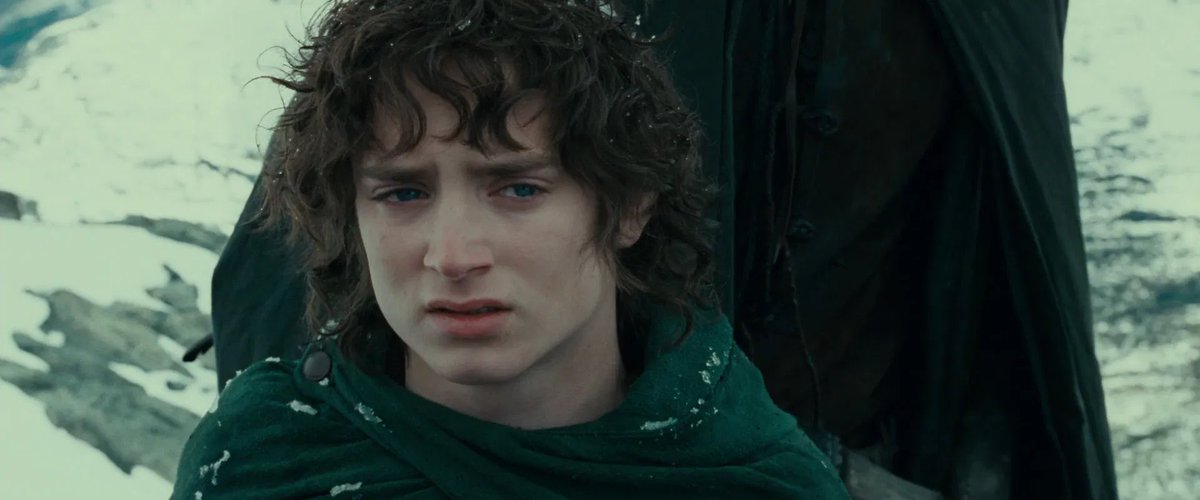 tl is lacking frodo pics rn so here’s a thread of some frodo screencaps from fotr