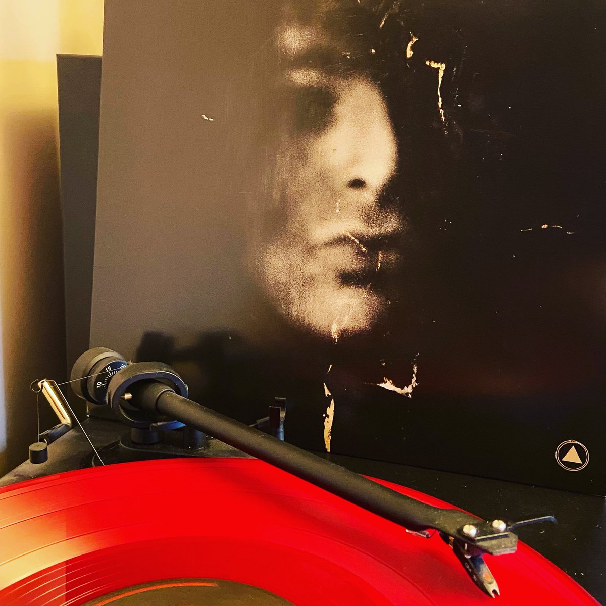 Malicioussteve's tweet image. Spinning the new @ALANVEGAHQ courtesy of @rcrdcltr .. #mutator #nikesoldier