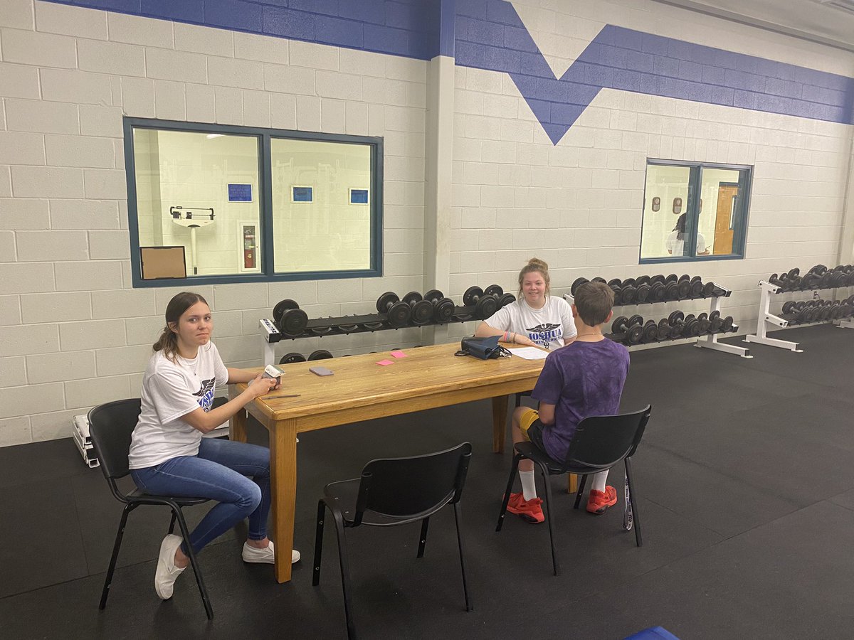 JoshuaSportsMed's tweet photo. 2021 Physicals are in the books. The Joshua High School Sports Medicine students did a great job assisting Dr. Evans and the residents. https://t.co/Vlh4XqUq4l