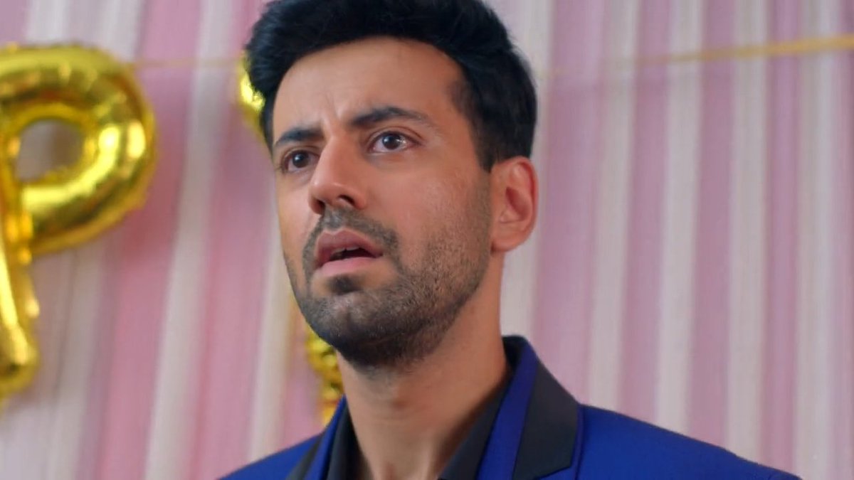 "Galat Hum Nahi HoteBas Galat Ho Jaata Hai"Shaurya & Anokhi both reacted according to the sitiuation.The lone tear that escaped her eyes was a hammer to his heart.When one is in pain how the other won't feel? #ShauryaAurAnokhiKiKahani  #ShaKhi