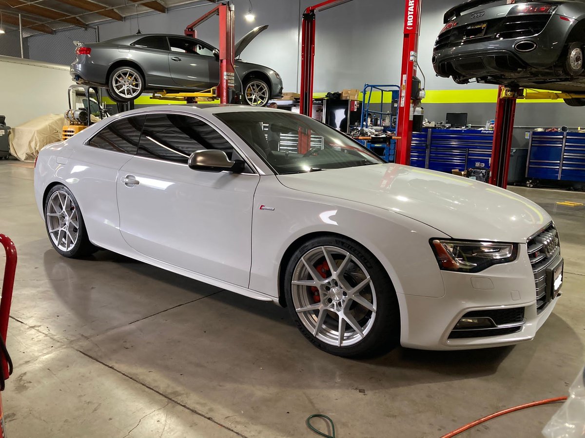 OCTuning1's tweet image. Get your vehicle sitting right like this @Audi #S5. Our customer had H&amp;amp;RSprings with #Rotiform Wheels installed
#automotive #OCTuning #Audi