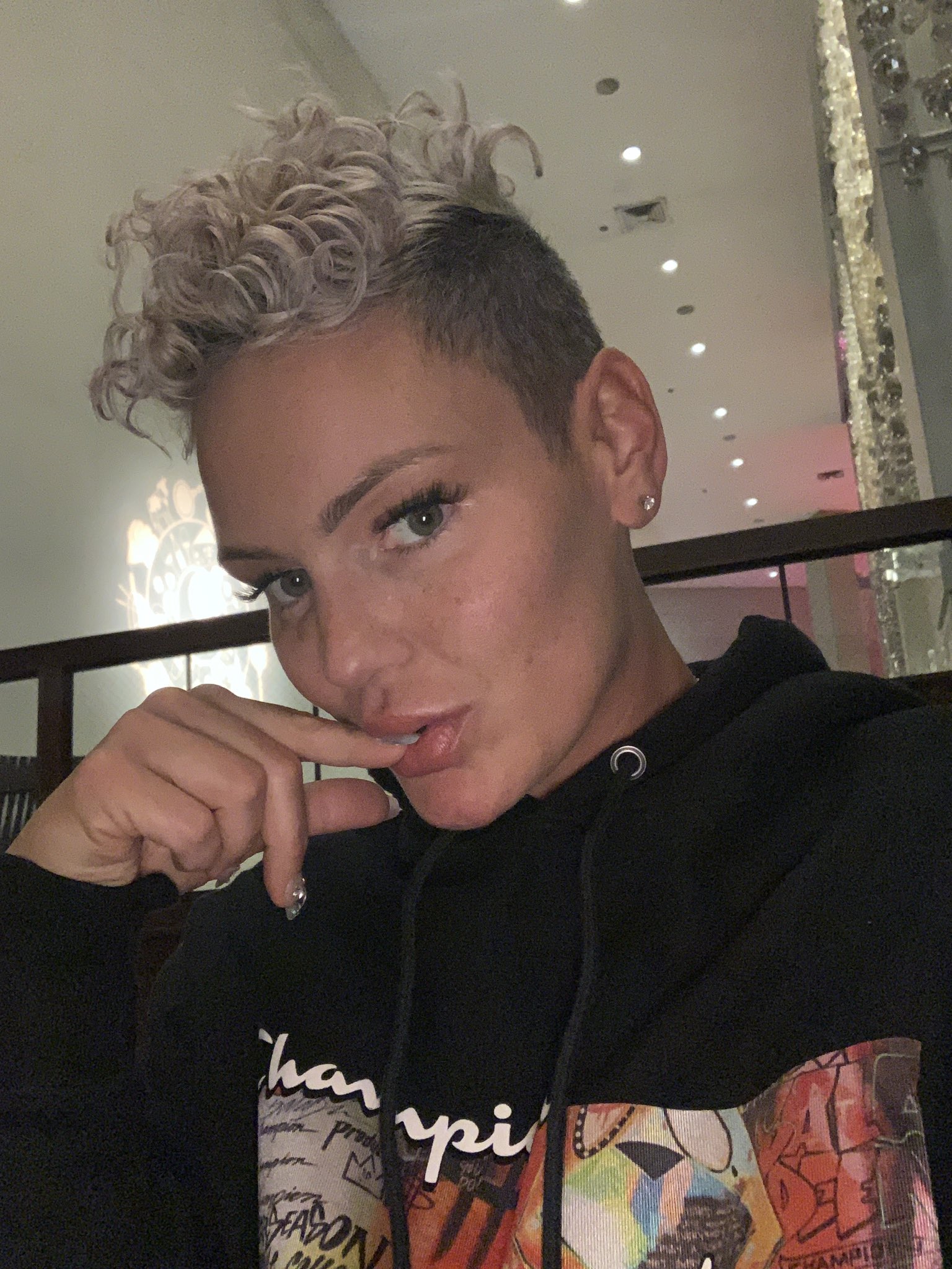 TW Pornstars - Kaden Kole 💫. Twitter. 😘. 6:07 PM - 24 Apr 2021