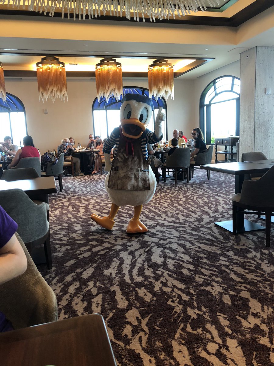 On our last trip (March 2021) we went to Topolino’s Terrace at the top of the Riviera resort and had a blast! Look at Donald Duck’s cute outfit!6/