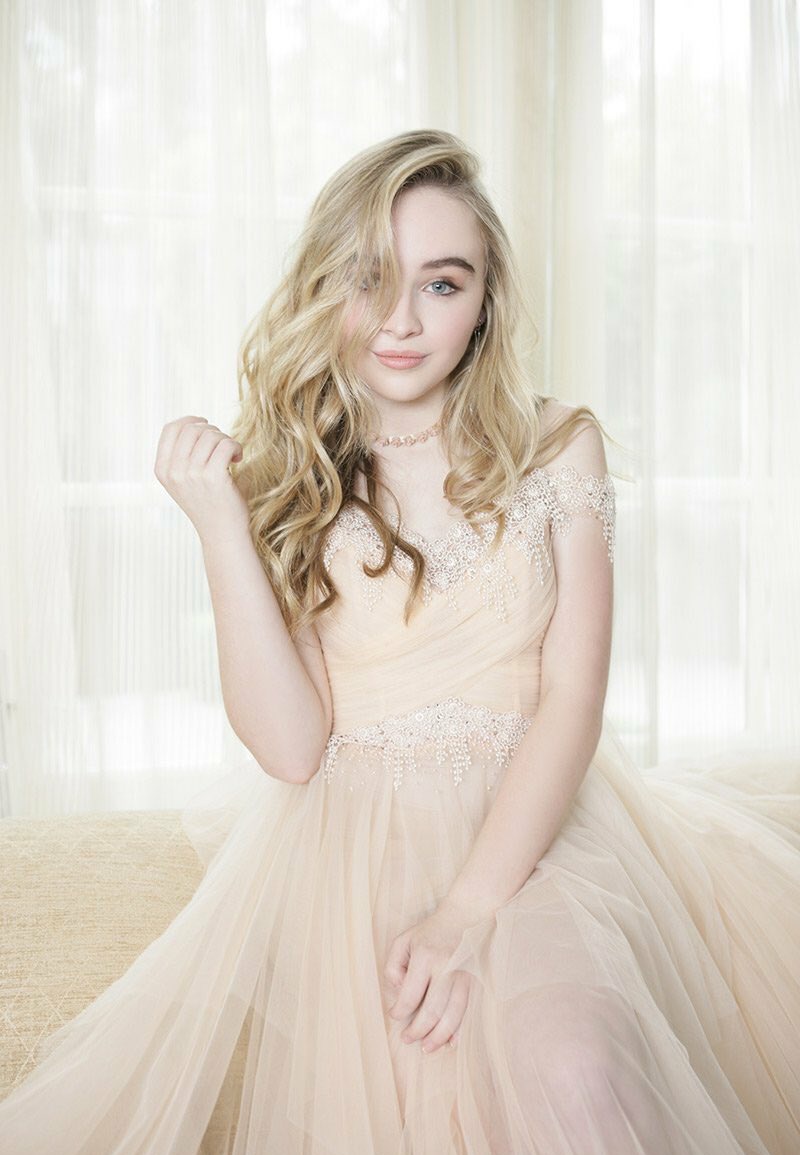 ㅤ
ㅤㅤㅤㅤ ୭̥♡彡 𝒟ɪʀɪ́ᴀ ϙᴜᴇ ʟᴏ ʙᴜᴇɴᴏ sɪᴇᴍᴘʀᴇ ʟʟᴇɢᴀ ᴛᴀʀᴅᴇ, ᴘᴇʀᴏ sᴇʀɪ́ᴀ 𝒎𝒆𝒏𝒕𝒊𝒓𝒂, ᴀᴄᴀʙᴏ ᴅᴇ ʟʟᴇɢᴀʀ ᴛᴀʀᴅᴇ. #torneoEH
ㅤ