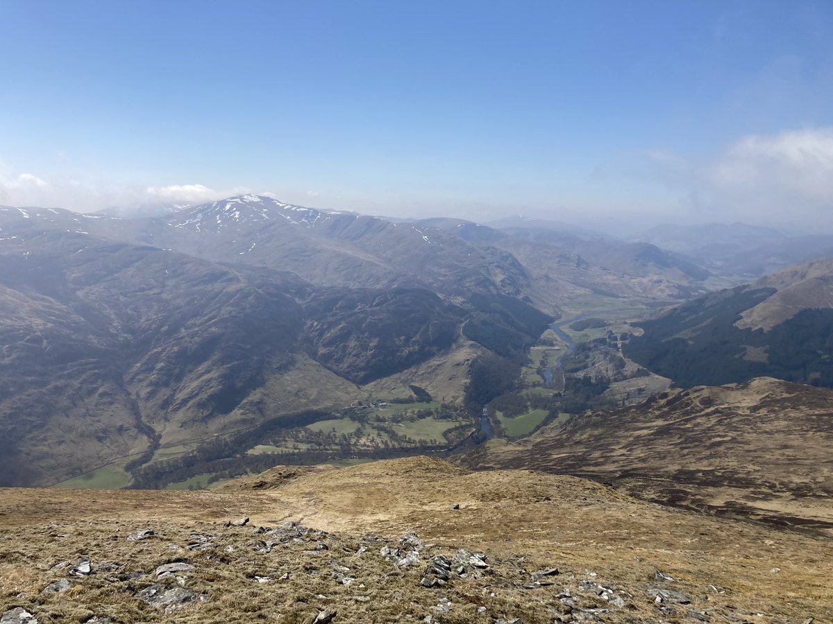 Amazing inversion this morning, 8:30am on Carn Gorm, a great start to the round of 4.
#hillwalkingscotland 
@mtnsofscotland 
@CameronMcNeish 
@walkhighlands 
@theiaincameron 
@WindyWilson88