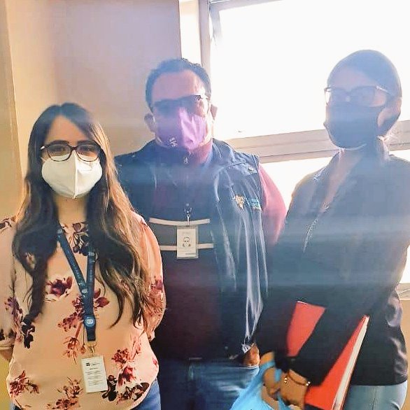 ESTEFANIAZANAF2's tweet photo. Han pasado meses sin que el HEEE me entregue mi medicamento. 

Gracias a toda la gestión de la @DEFENSORIAEC, @BetoVelozNavas @atalia_moreno, Ma.José Piñeiros por fin ayer lo obtuve! 

A veces un medicamento hace la diferencia entre caminar un mes más o pasar en cama sin moverme https://t.co/BQnuaU8N0K