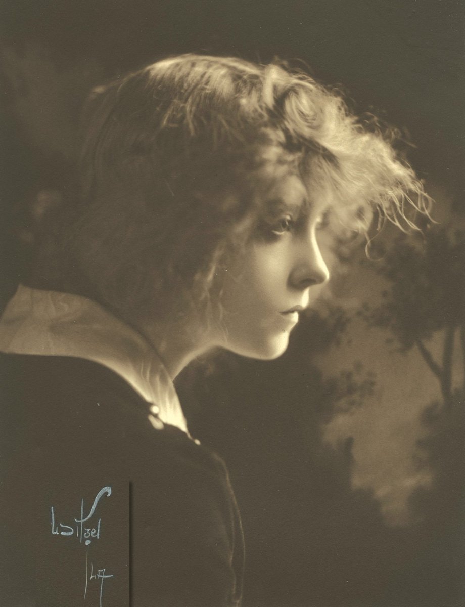 The quality of Witzel's work is astounding, particularly when you consider the technical challenges of portrait photography at the time. Photo: Lillian Gish