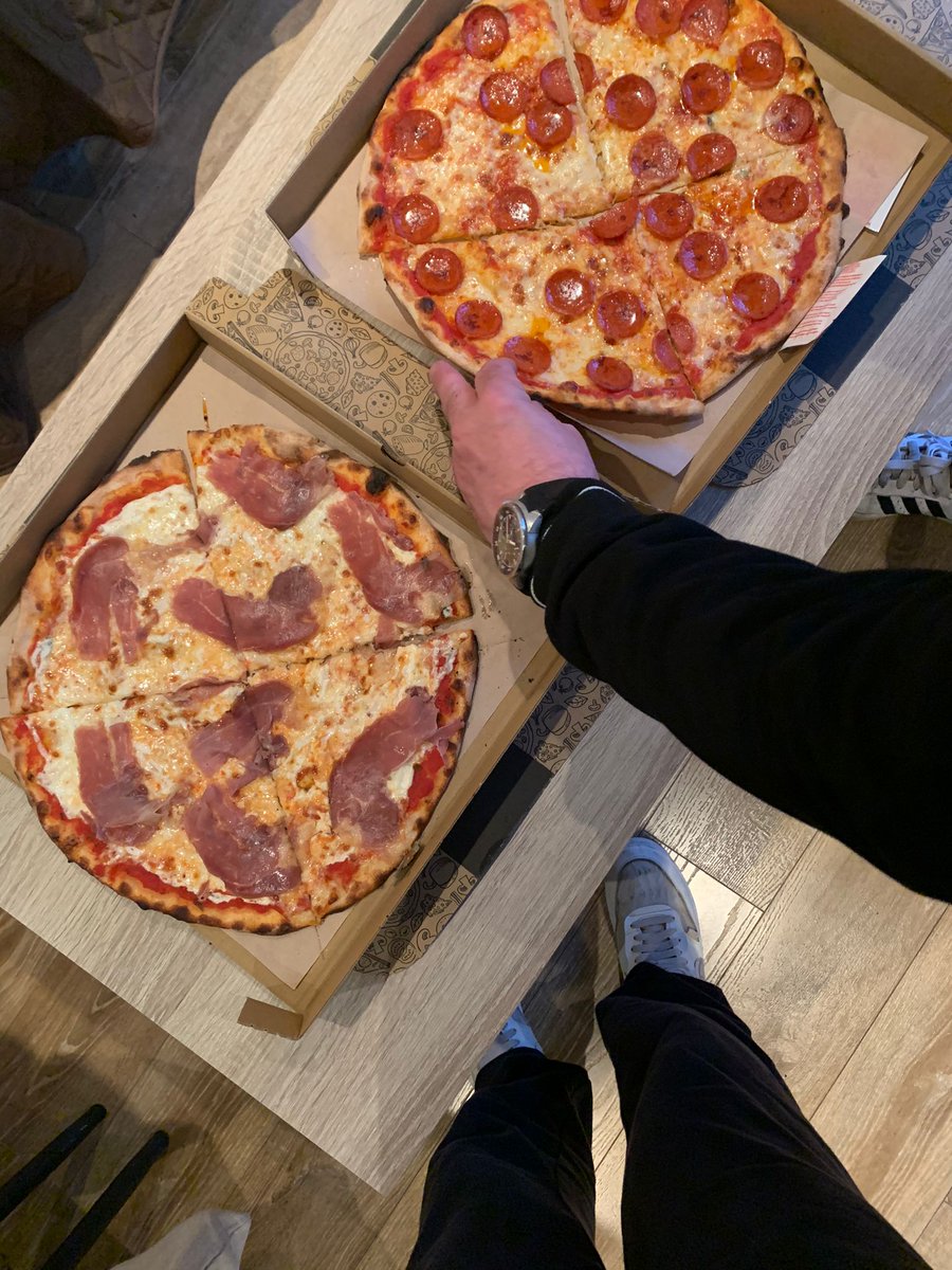 Pizza y peli no hay mejor plan
